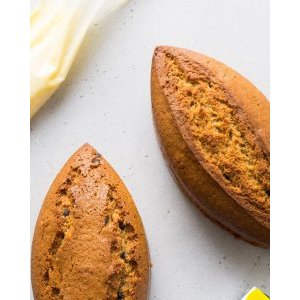Ореховые кексы финансье (без муки) с шоколадной крошкой 