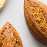 Ореховые кексы финансье (без муки) с шоколадной крошкой 
